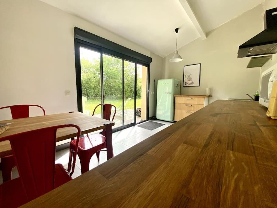 La Lande - Petite Maison Avec Jardin Vendat Exteriör bild